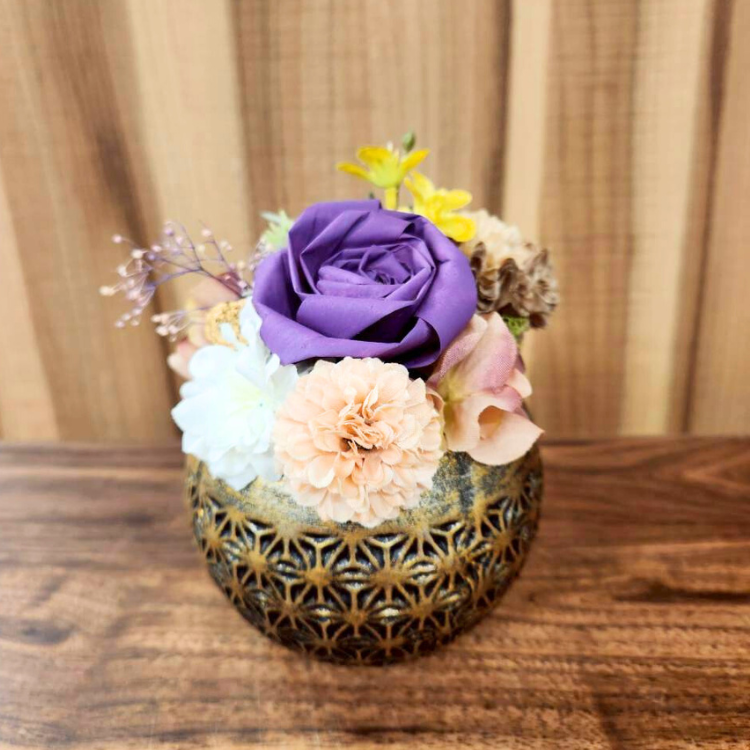 ひのきろうず紫 アレンジメントシック陶器 造花 プレゼント 厳か