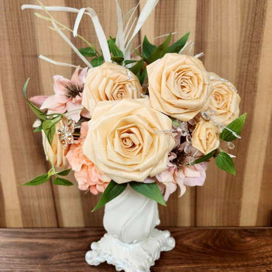 優美な存在感|ひのきろうずのクラシックアレンジメント