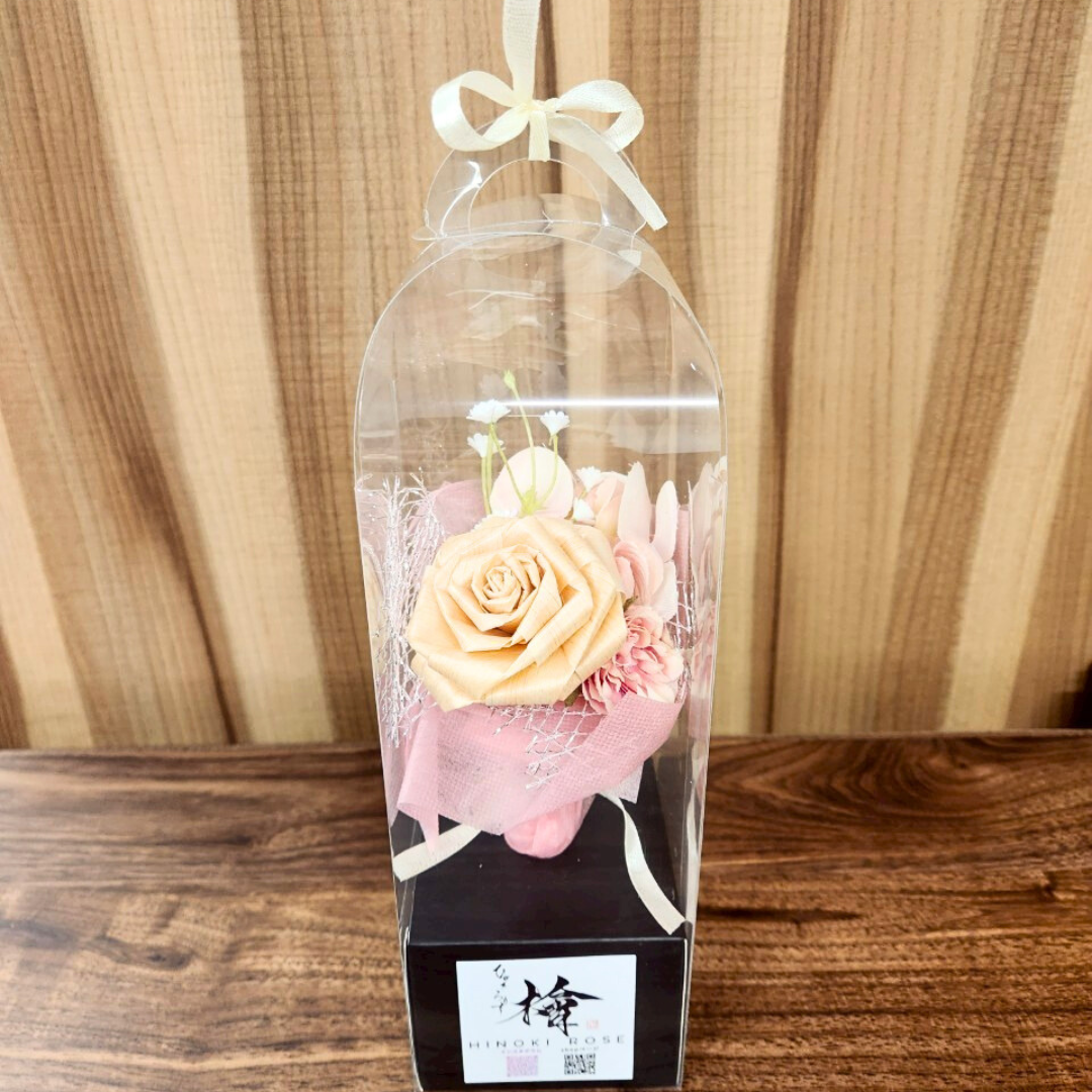 やさしさを束ねた、ひのきの花束(ピンク)