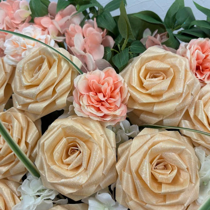 ハートシリーズ|愛らしいアプリコットピンクのハートフラワー