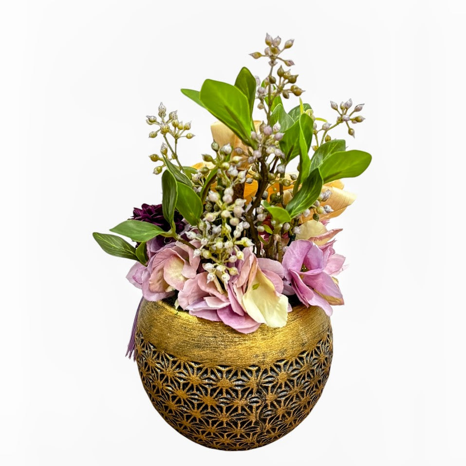 仏花・陶器アレンジ|やすらぎを届ける紫の祈り花