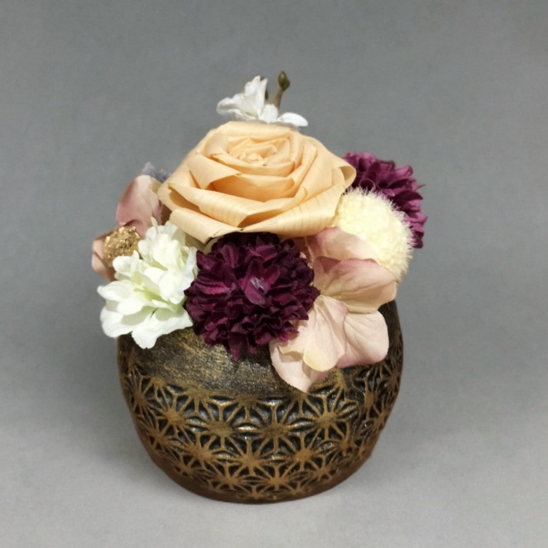 ひのきろうず アレンジメントシック陶器 造花 プレゼント 厳か
