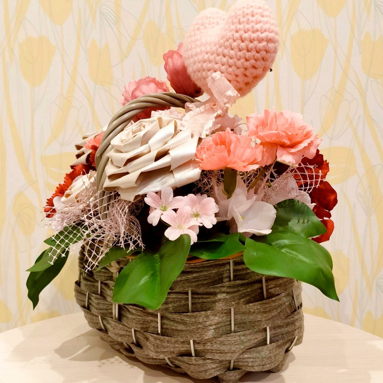 母の日 アレンジメント 愛を込めた花かご ~母の日スペシャル~