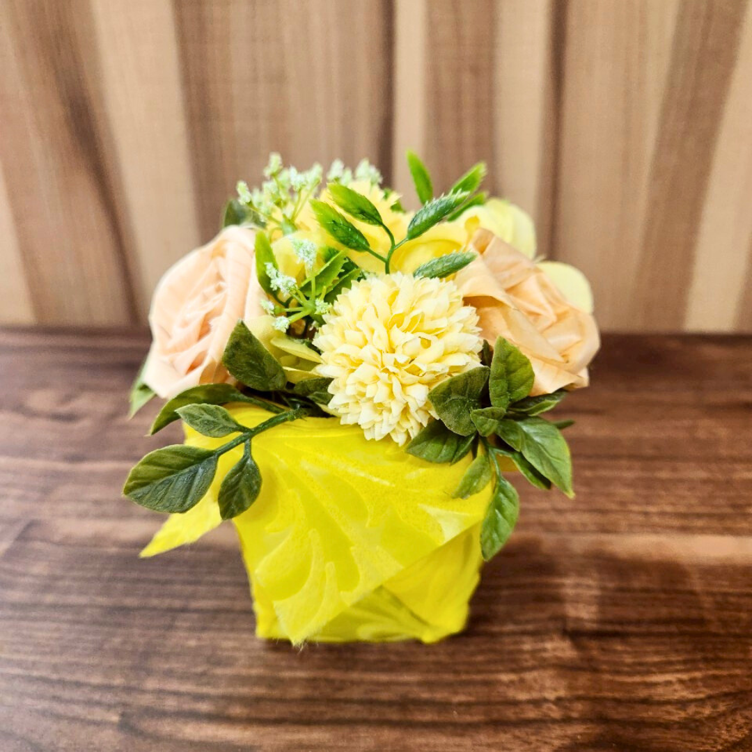 ぬくもりを束ねた、ひのきのフラワーポット（イエロー）