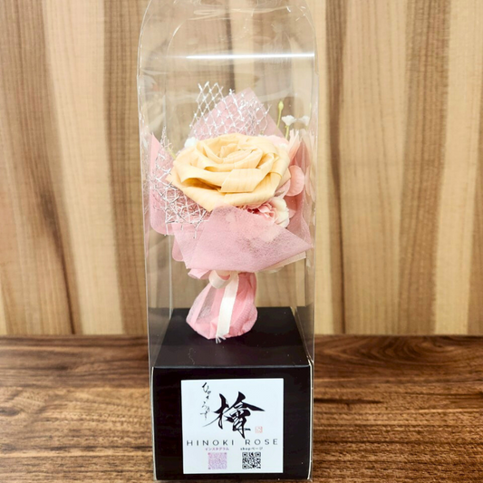 やさしさを束ねた、ひのきの花束（ピンク）