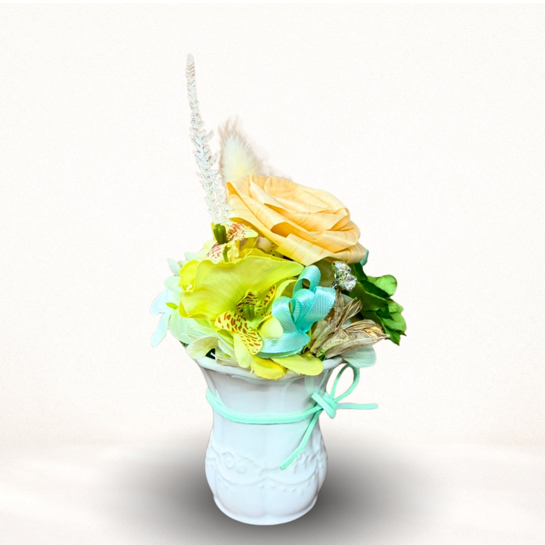 バレンタインの贈りものに｜チョコにそっと添える 小さなフラワーアレンジ