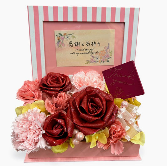 母の日ギフト｜想いを飾るフォトフレームフラワー