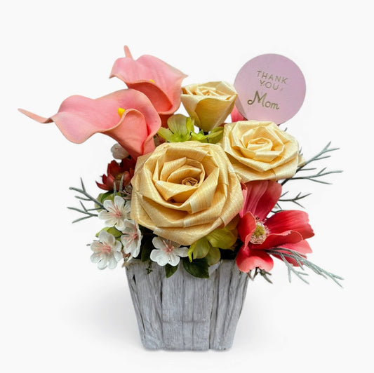 母の日ギフト｜ひのきろうずとカラーの優美アレンジ